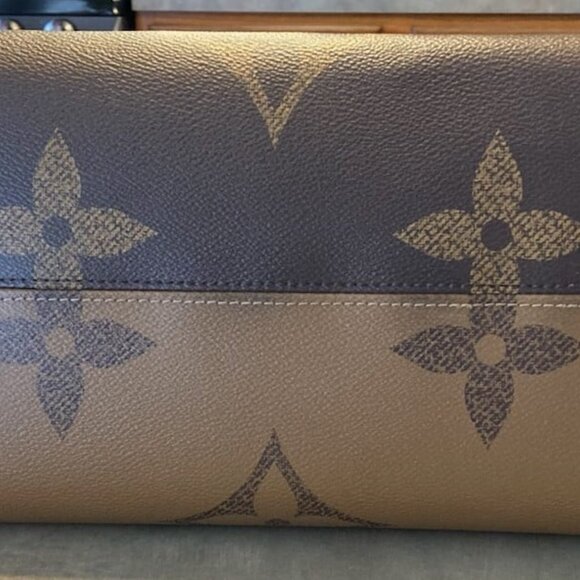 Louis Vuitton On the Go GM - Picture 14 of 16